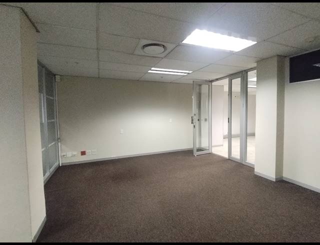 154M² BUILDING TO LET IN CAPE TOWN CITY CENTRE